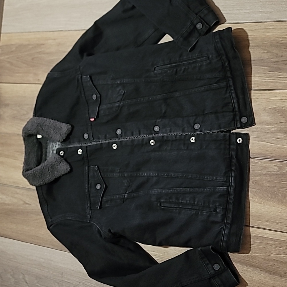 LEVIS SHERPA JACKET SIZE XL